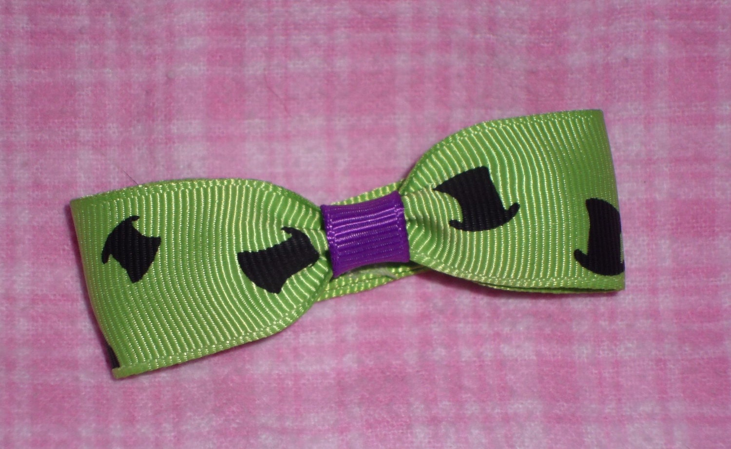 Mad Hatter Boutique Bow Clip