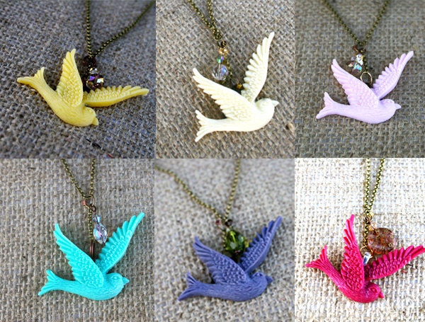 Bird Necklace - Bridesmaids gift - Customizable colors