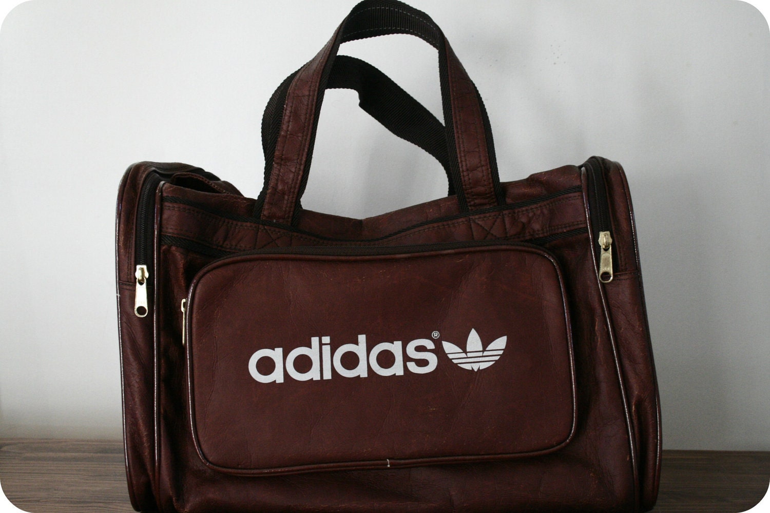 adidas vintage shoulder bag