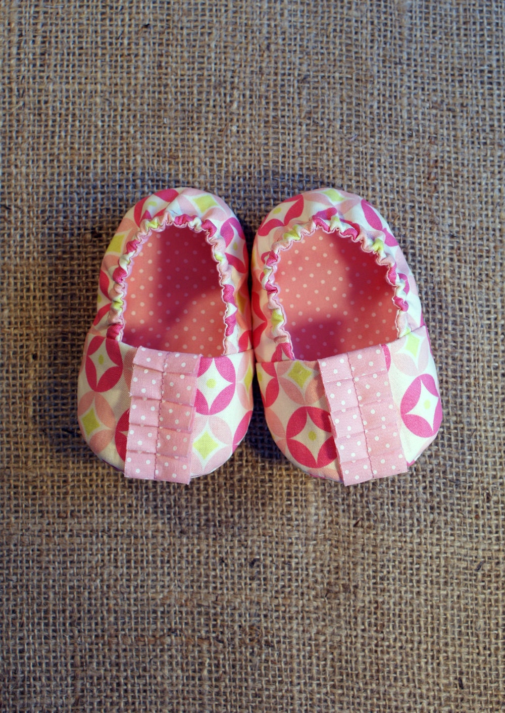 Natte Baby Shoes - PDF Pattern - Newborn to 18 months.
