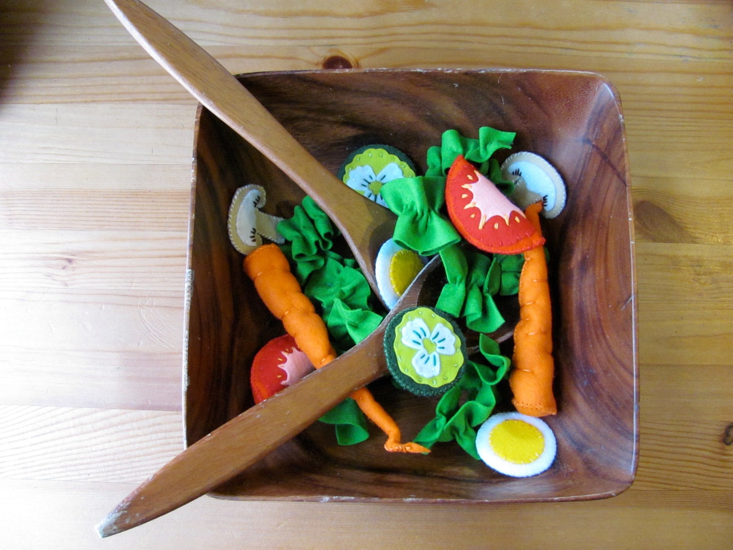 100% wool felt deluxe tossed salad play food "waldorf"
