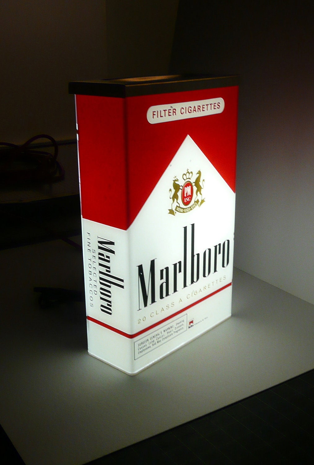 MARLBORO CIGARETTE