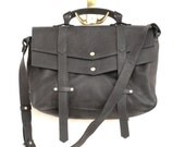 Leather messenger bag - shoulder bag - Bang bag Alpha