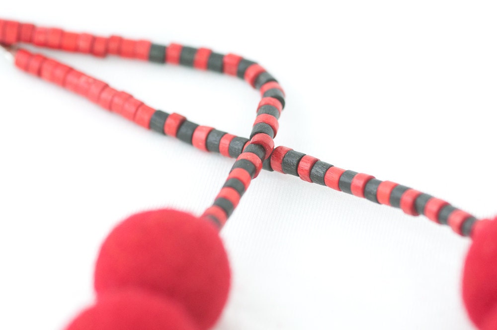Felt beaded necklace red and black autumn necklace