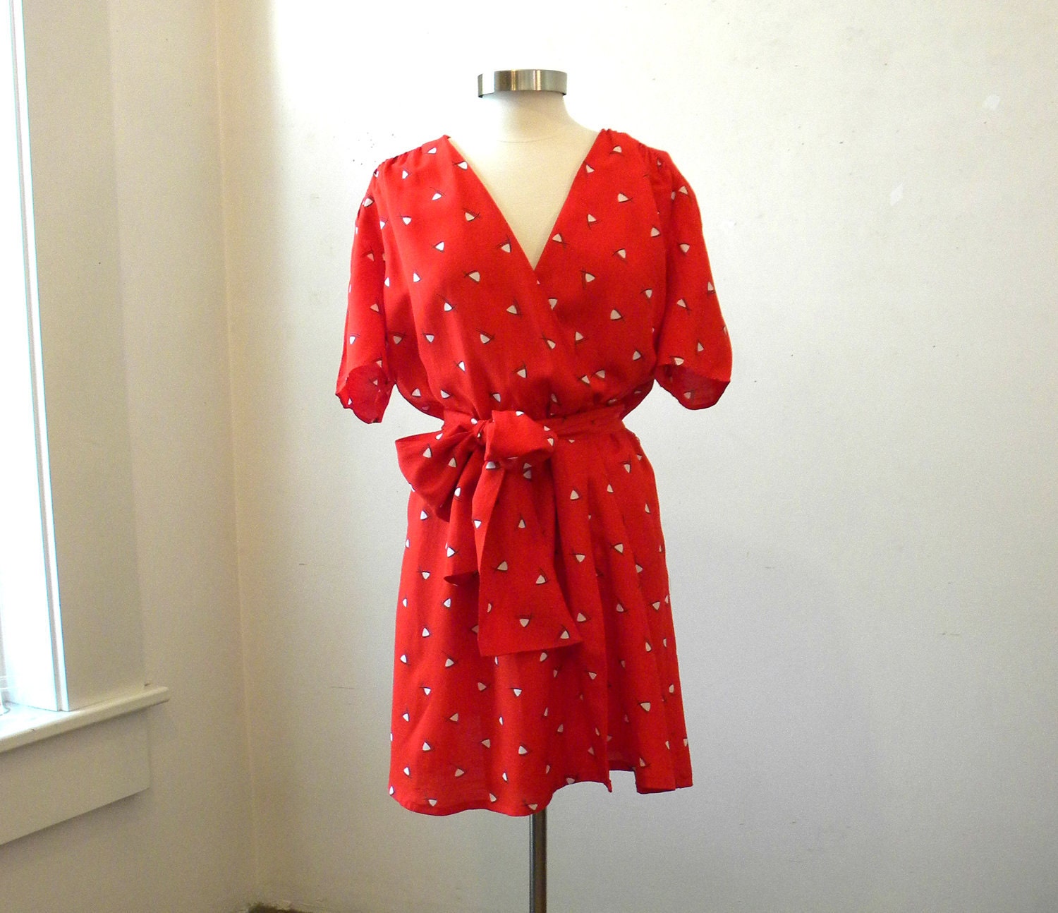 Vintage Wrap Dress / 80s Red Dress / Jones New York / Flattering Large
