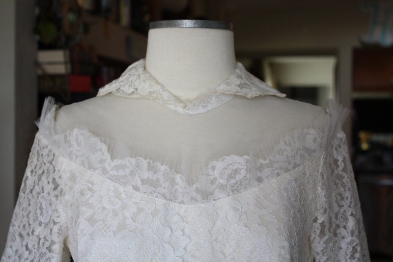 50s Wedding Dress 1950sBridal Lace Wedding Dress with train