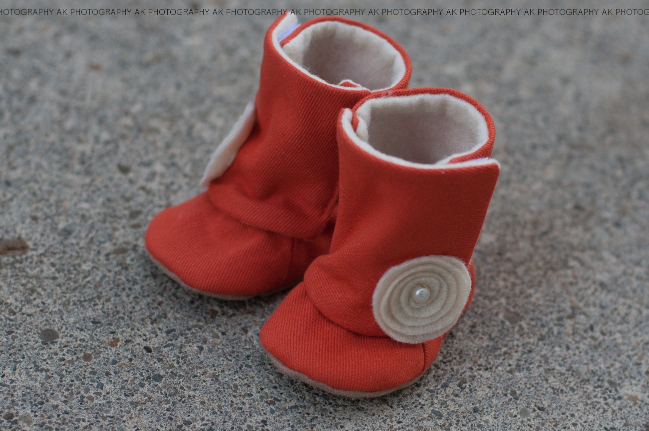 AK DESIGNS "Elegant Baby Shoes" - Little Liya