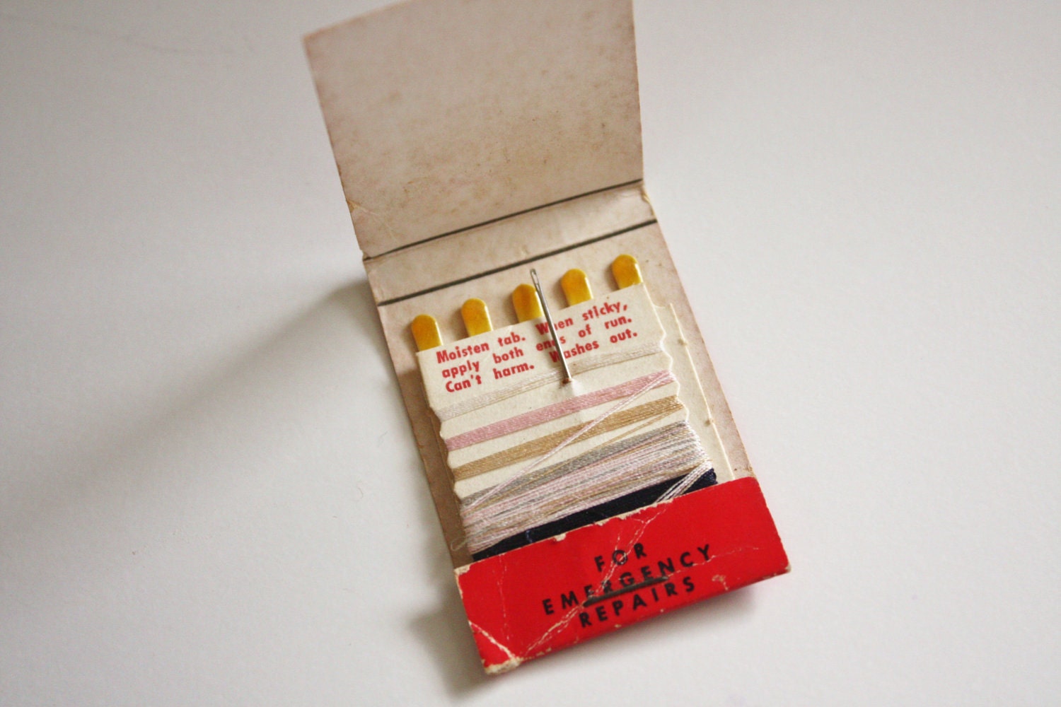 Vintage 50's/60's Wonder Bread Sewing Hosiery Mending Repair Kit