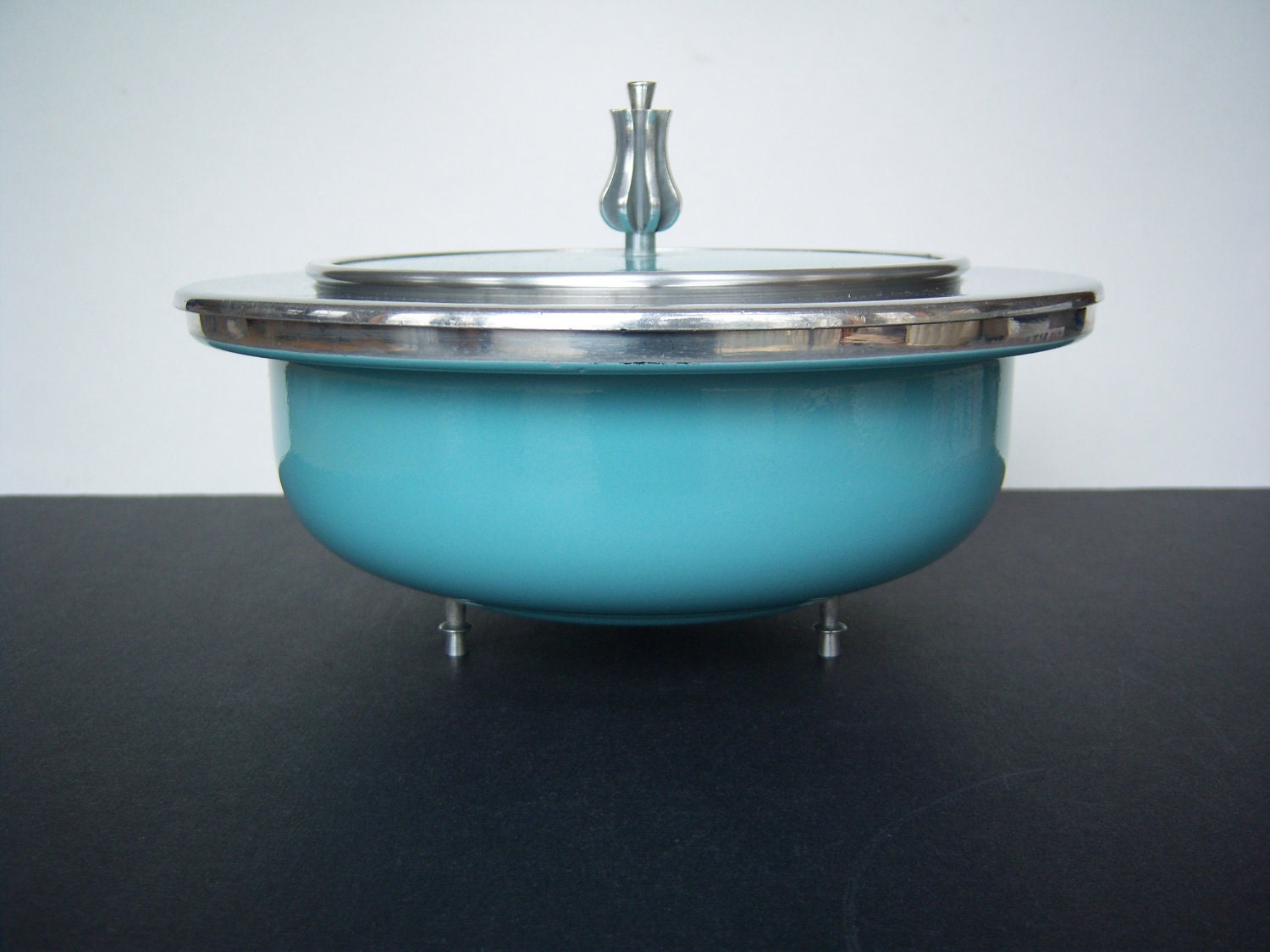 Atomic Kitchen Lidded Serving Bowl