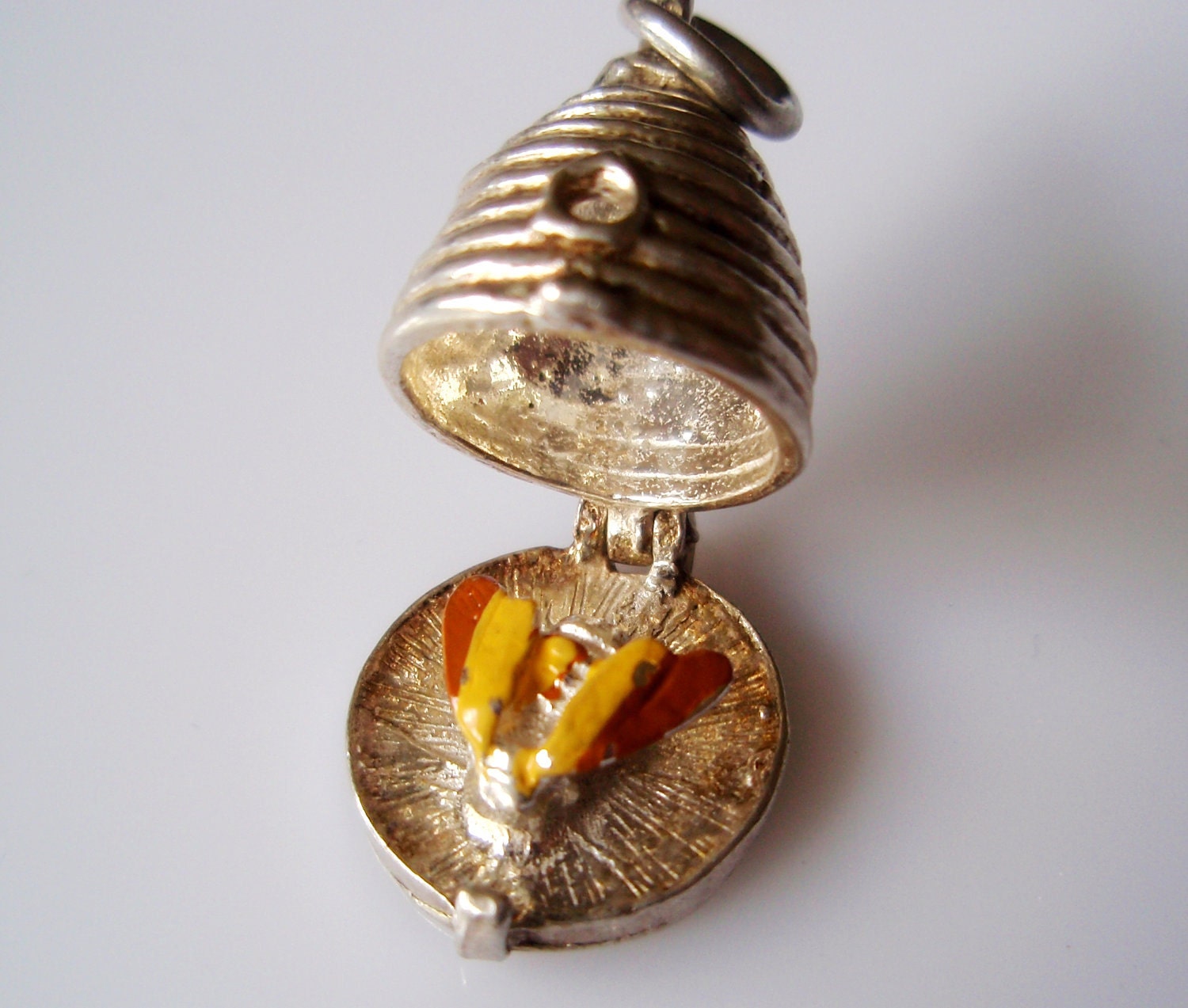 Vintage Sterling Silver Beehive & Enamel Bee Charm Opens