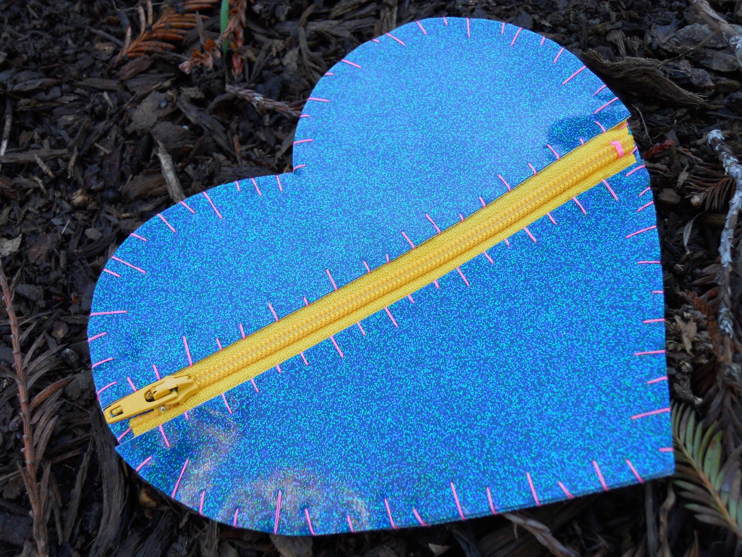 Heart Glitter Vinyl Coin Purse