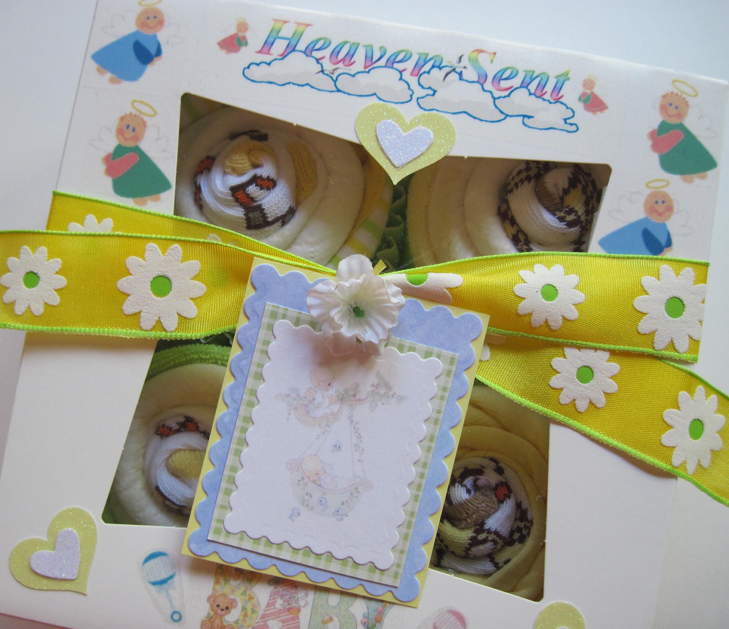 Unisex Onsie, Bib, Socks and Washcloth 9 Piece Cute Cupcake Set