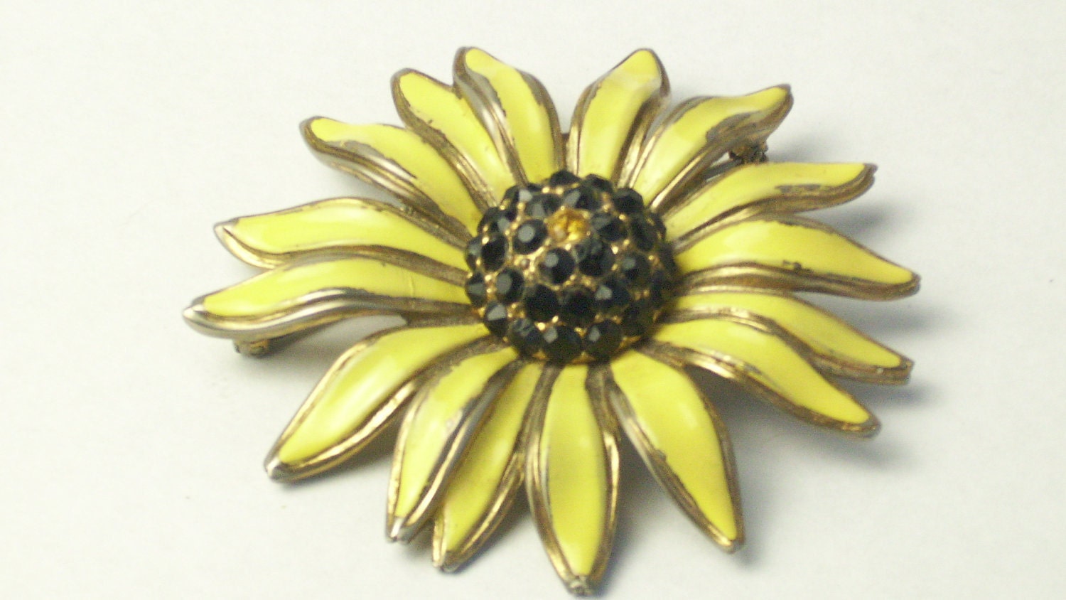 Large Crown Trifari Yellow Enamel Black Rhinestone Flower Vintage Costume Jewelry BROOCH Pin on Etsy