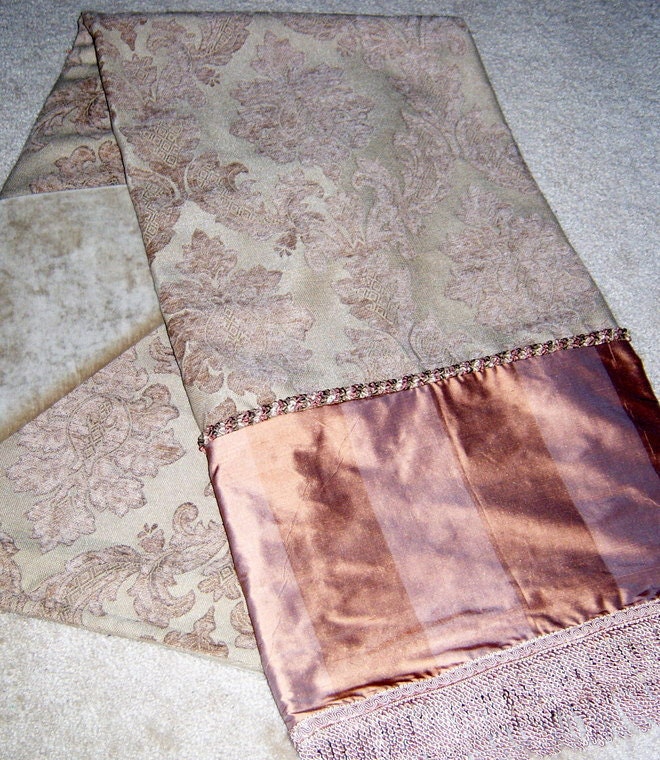 Dusty Rose Brocade Throw Blanket