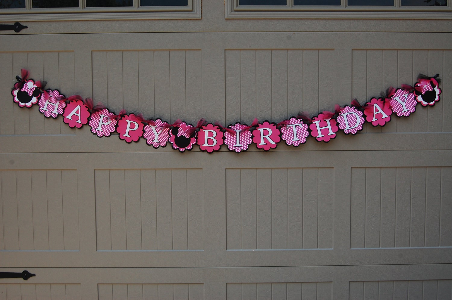Minne Mouse Hot Pink and Polka Dot Happy Birthday Banner
