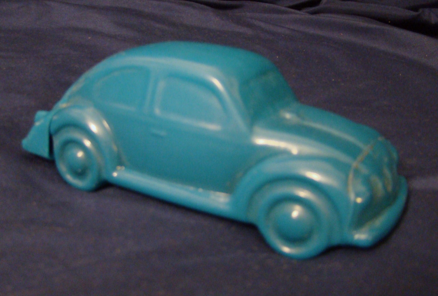 Avon Car Bottle / Volkswagen Beetle / Blue Glass by