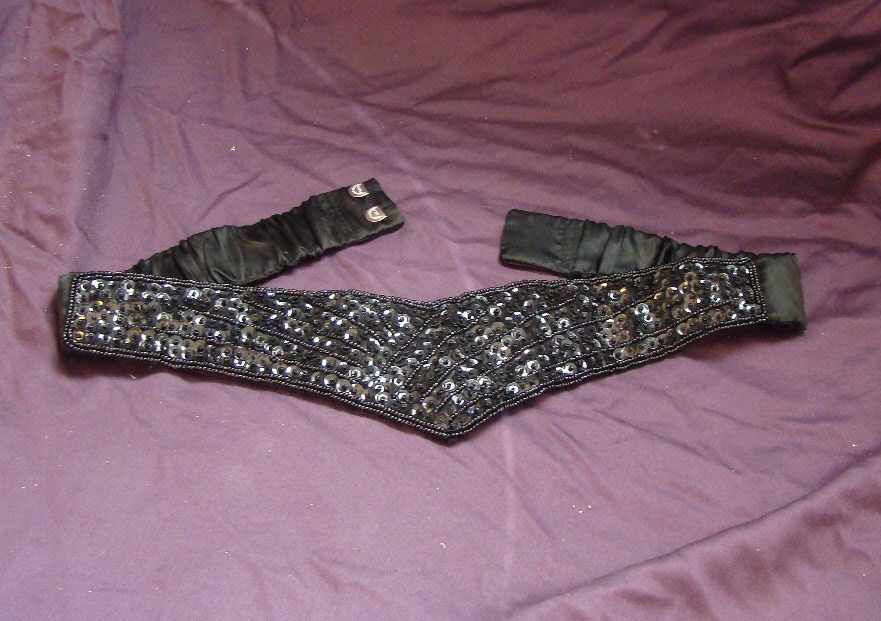Belt / Sequin / Stretch / Beaded / Vintage