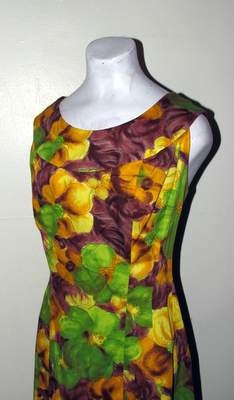Lovely Vintage Floral HAWAIIAN Maxi Dress