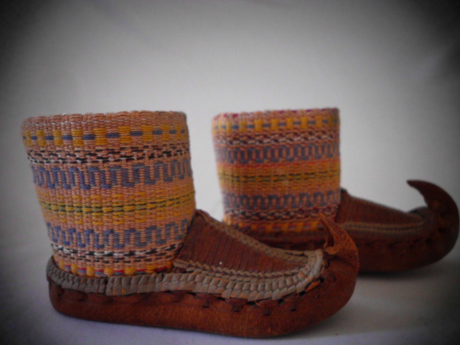 PERUVIAN WOVEN SHOE samples miniature