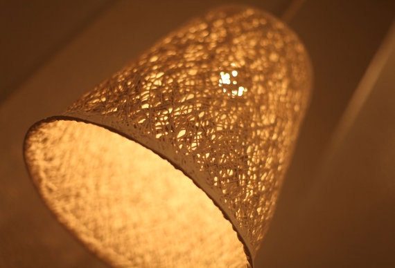 Hanging pendant light from the Branches of light collection (large)