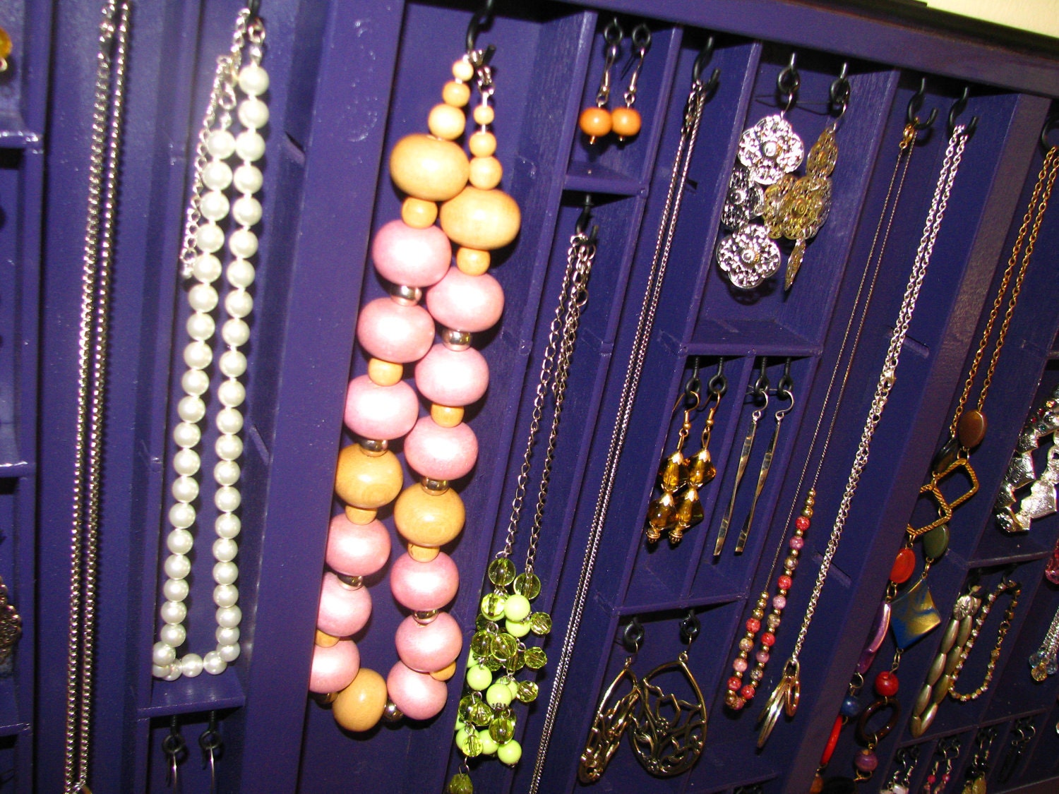 Plum Purple Necklace Organizer