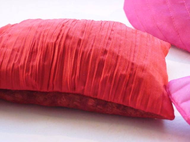 Luxurious Scarlet Red  Hops Pillow