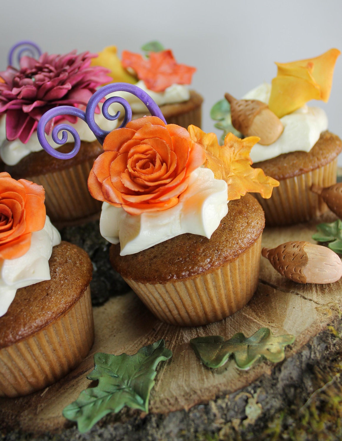 Edible Autumn flowers, fall leaves, and acorn set for cakes or cupcakes