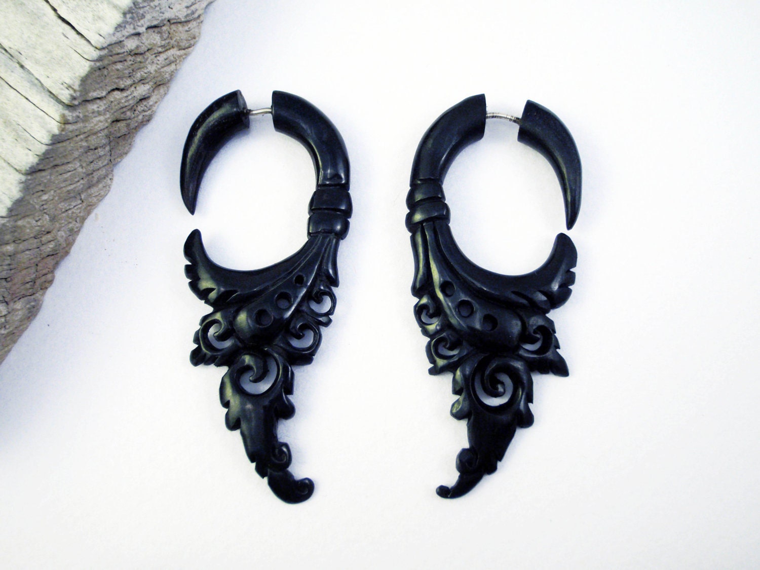 Fake Gauge Earrings Horn Flower Circle Black Drops Tribal Earrings - FG004 H