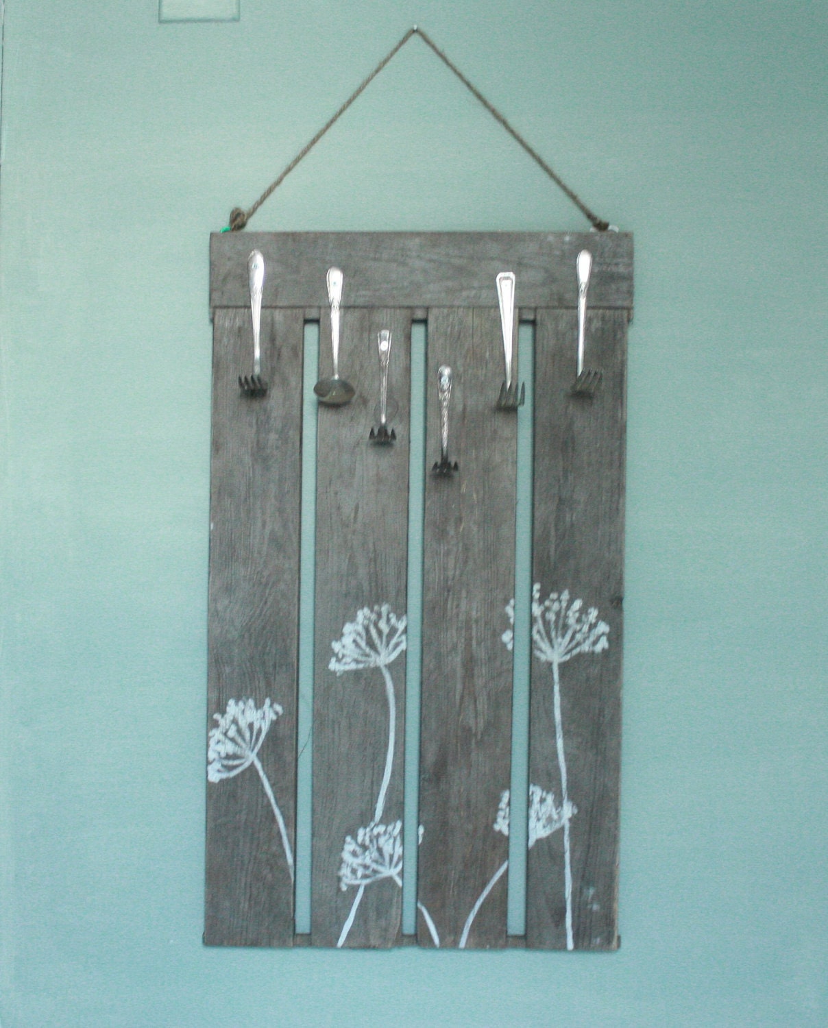Nature Inspired Jewelry Organizer - Reclaimed Wood - Wall Decor - Stylish Storage