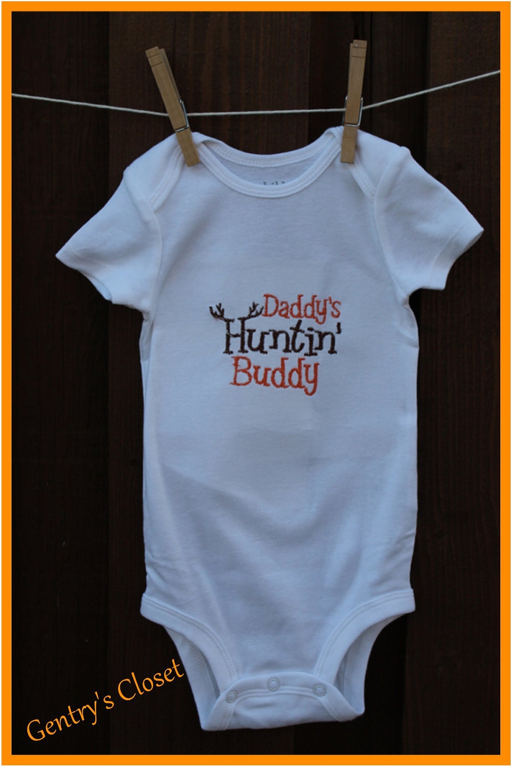 Baby Boy or Girl Short Sleeve Onesie or T-shirt - Daddy's Huntin' Buddy - Embroidered Infant Bodysuit Clothing
