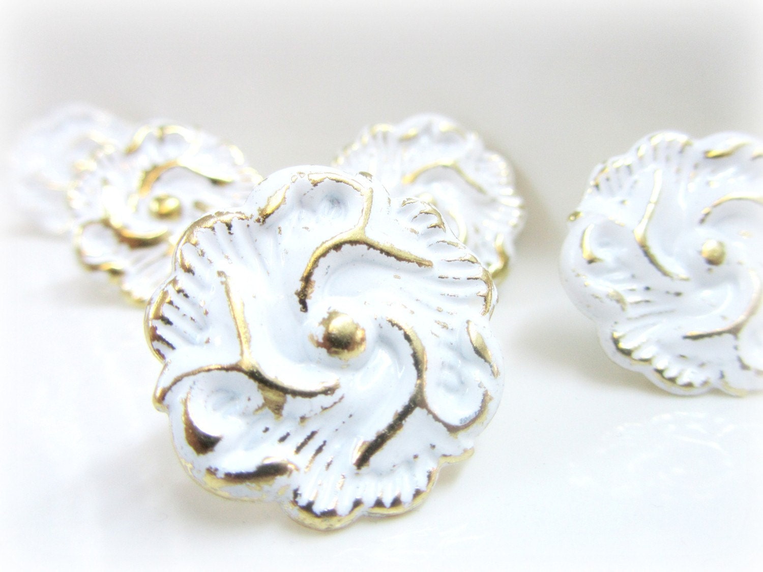 Shabby and Chic Cabinet Knob / 1 Inch Diameter / White and Brass Floral Pull