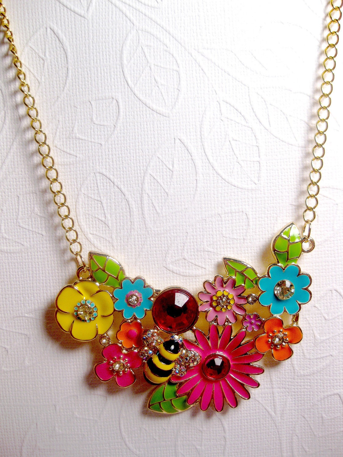 Garden Of Eden Necklace - Colorful - Bumble Bee Insect - Flower blooms