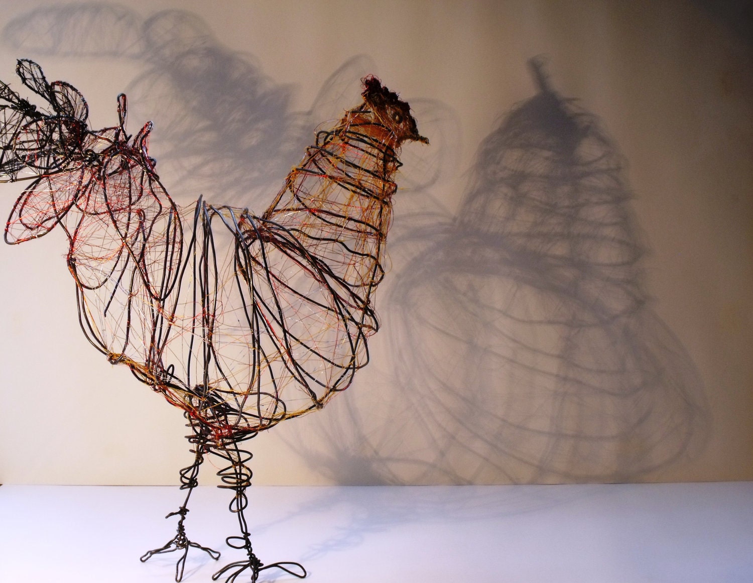 Wire Chicken Sculpture - SlackGirl