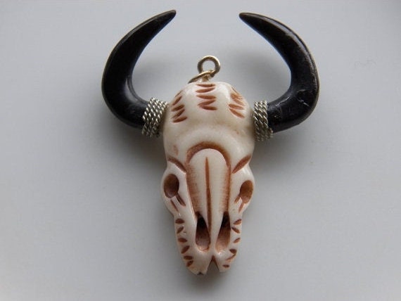 Buffalo Skull Pendant Made From Bone and Buffalo Horn (D1C25)