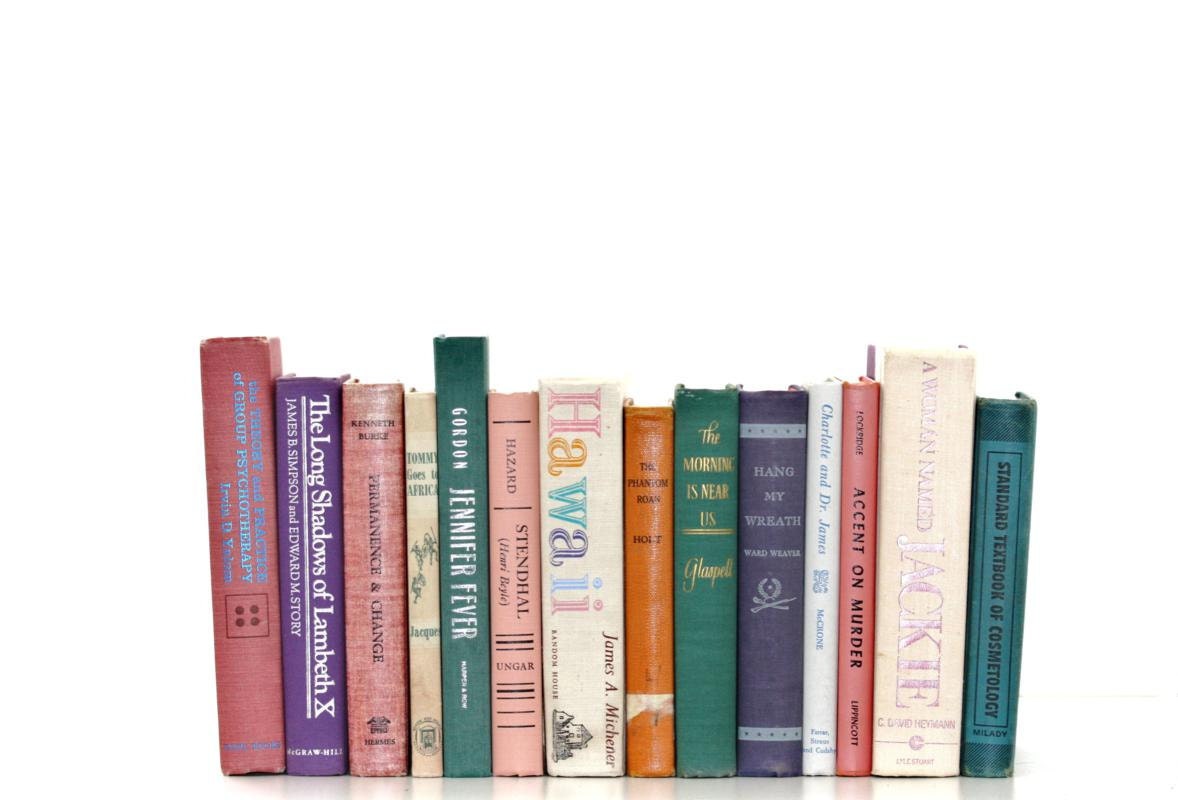 Front Page Featured-Colorful 14 Book Vintage Collection Interior design teen Decor Bright Pastel Vintage Book Decor