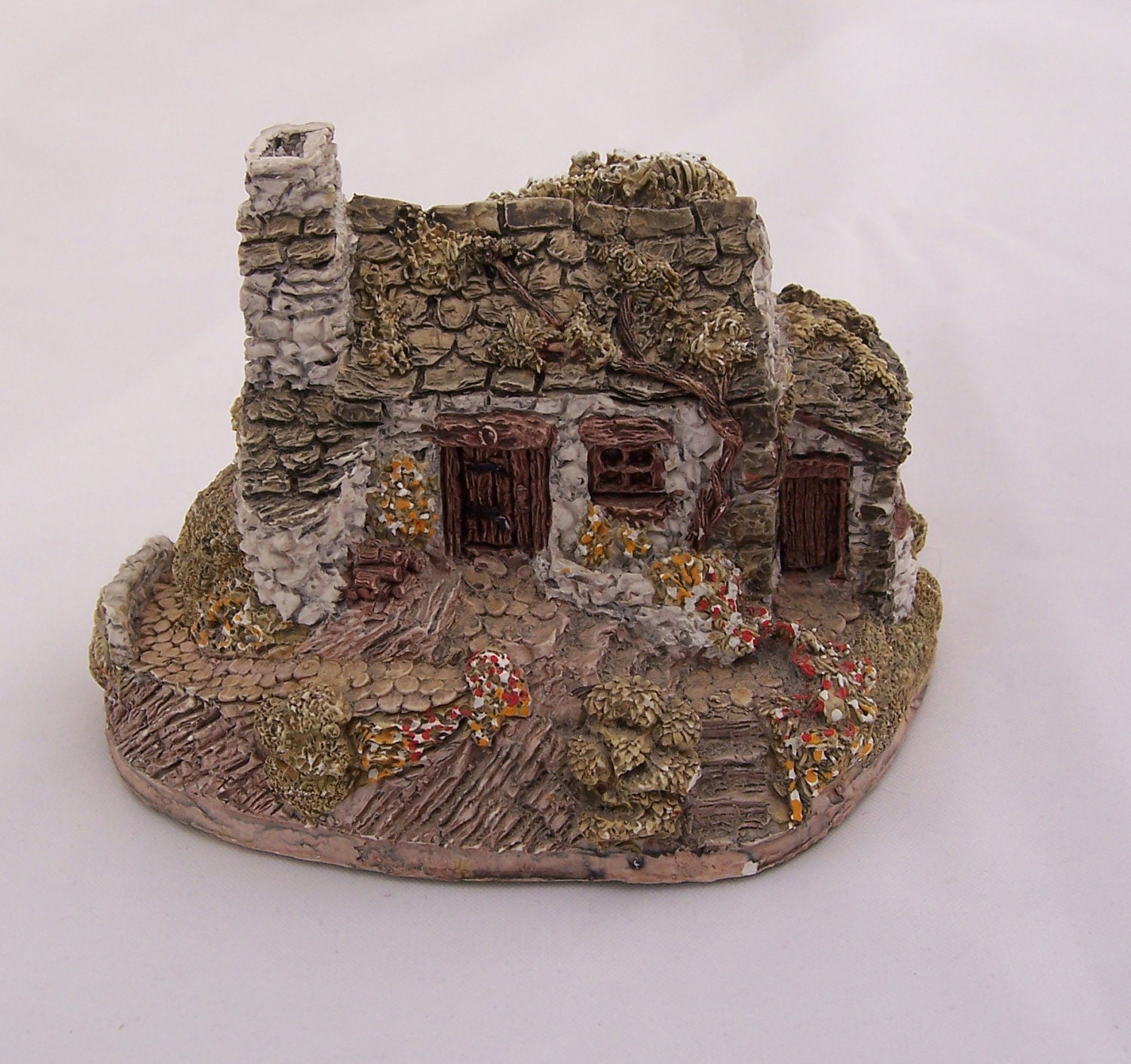Vintage Lilliput Lane "The Hermitage", England Vintage