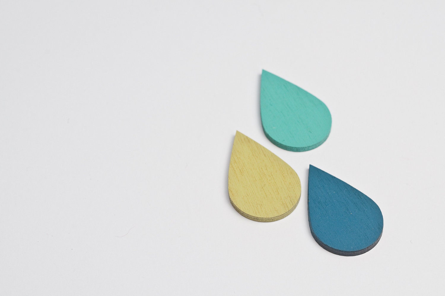 drop brooch