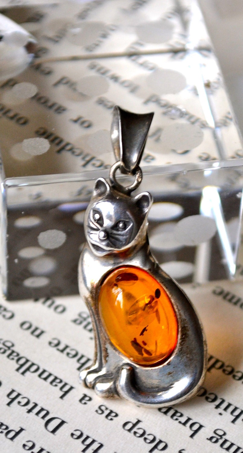 Vintage 1960's Cat PENDANT with Amber Stone, Collectable Item, Lowest Sale Price Plus Free USA Shipping