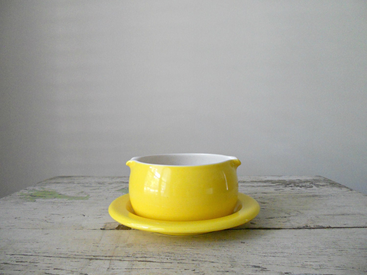 Mikasa Color Complements Gravy Bowl and Plate - Vintage Mikasa, Sunshine Yellow C-2300 - bergenhouse