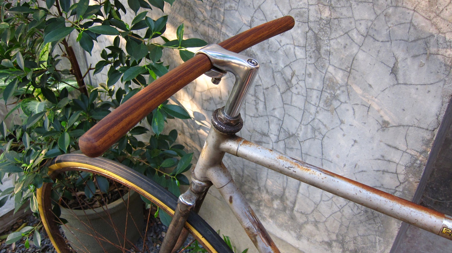 bicycle handlebar (round tip at both ends) - solid TEAK wood, vintage style