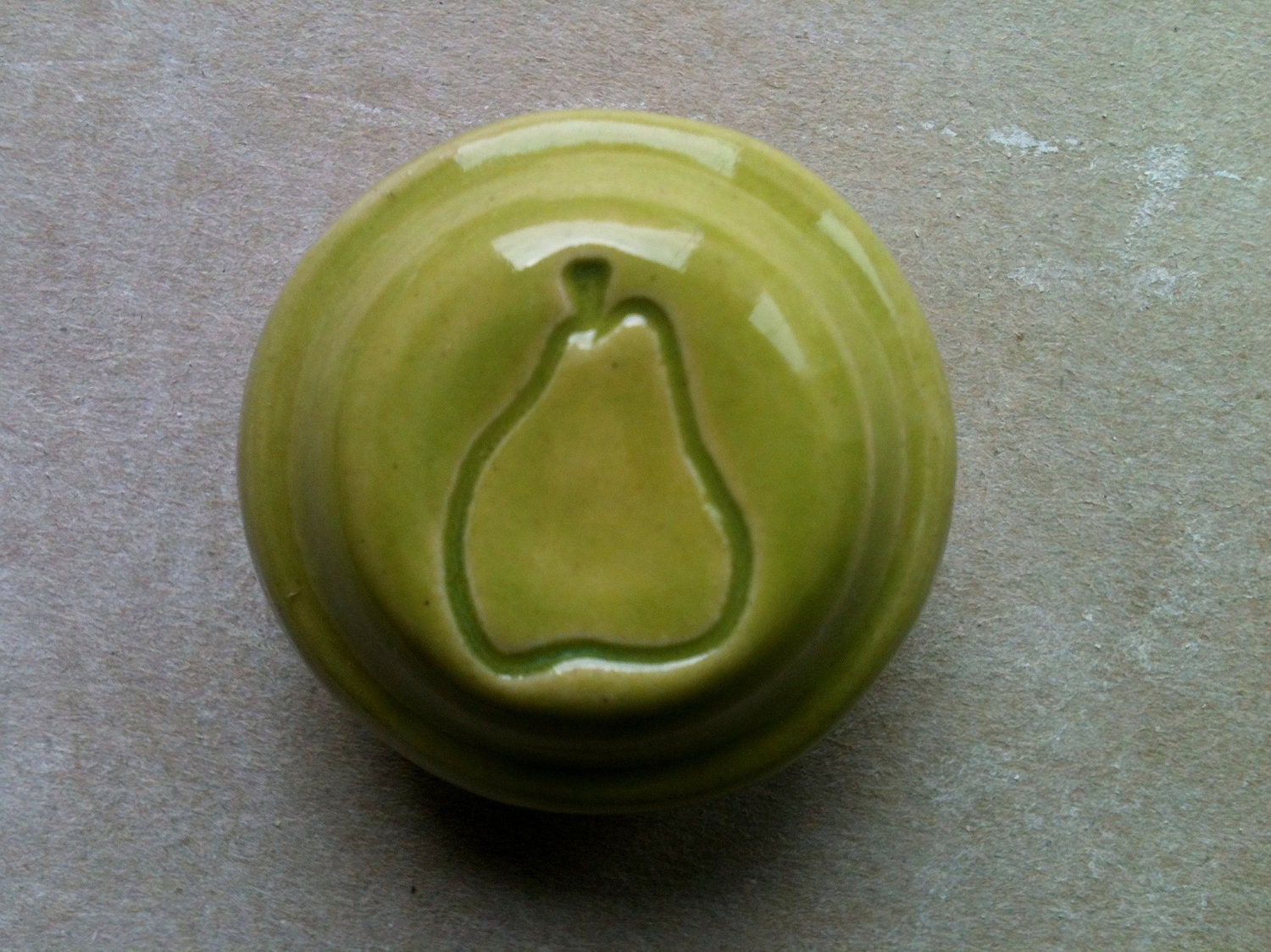 furniture knobs and drawer handles