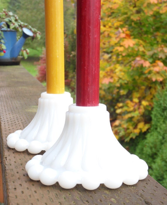 Vintage Glass Candle Stick Holder. Milk glass Bubble glass. Boopie glass