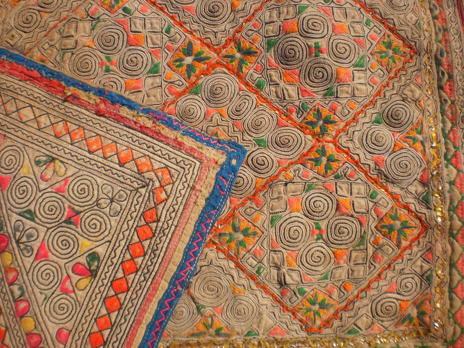 Hmong Tribal Vintage Embroidery 2 Pieces