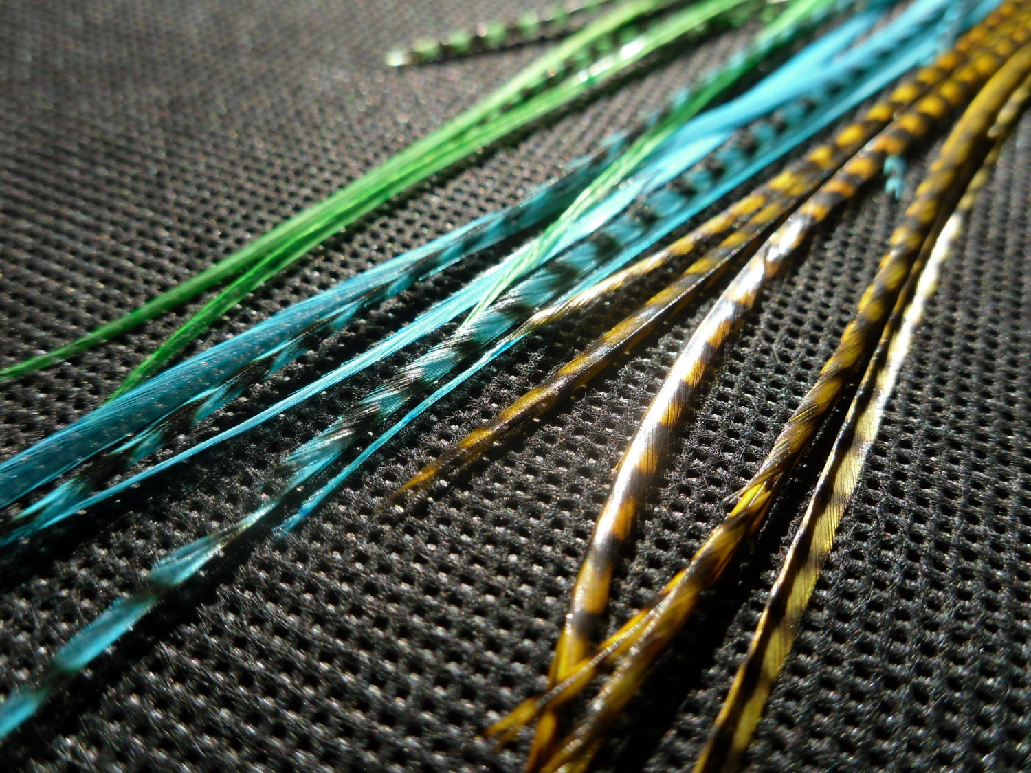 6 Hair Feathers Green Turquoise Golden Grizzly, Beads Kit