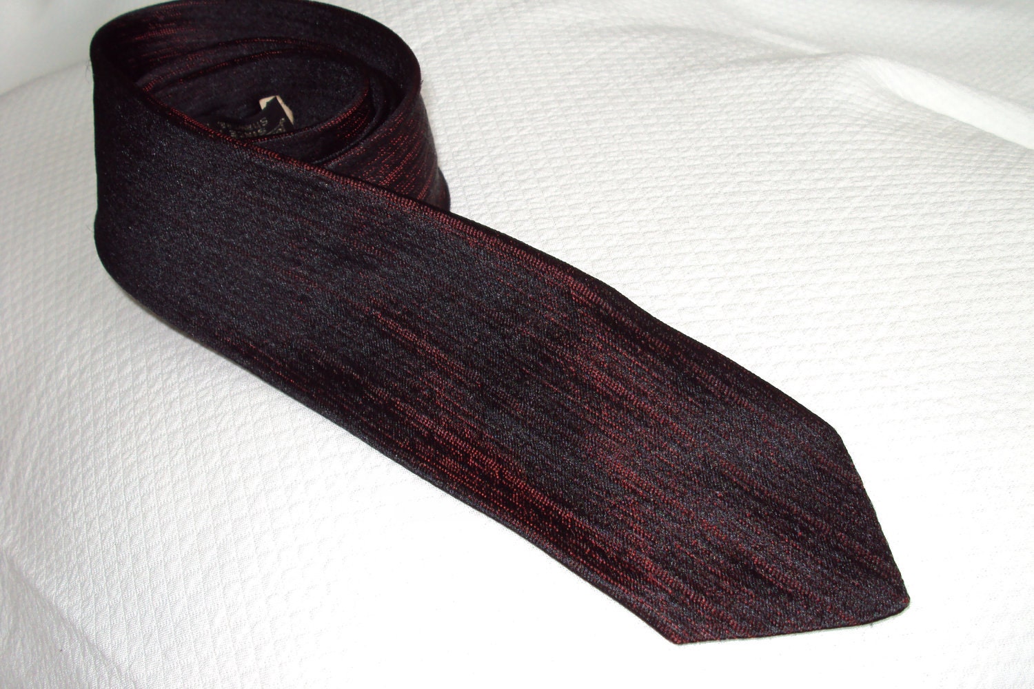 Vintage necktie--Black with red stripe--50-60's style