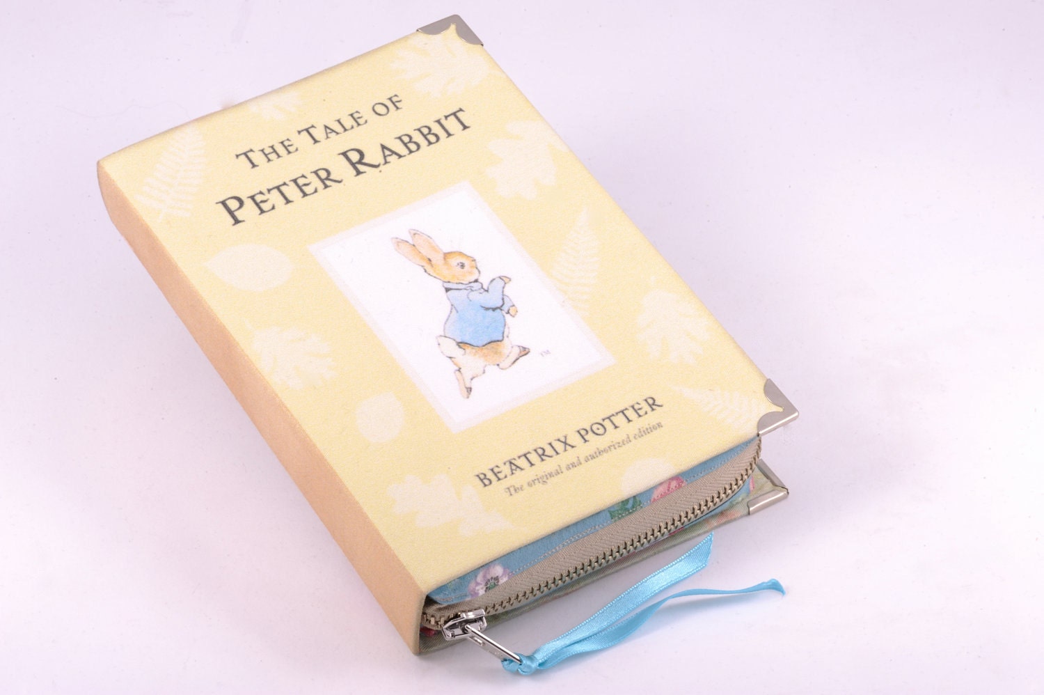 Book Clutch Peter Rabbit classic cover