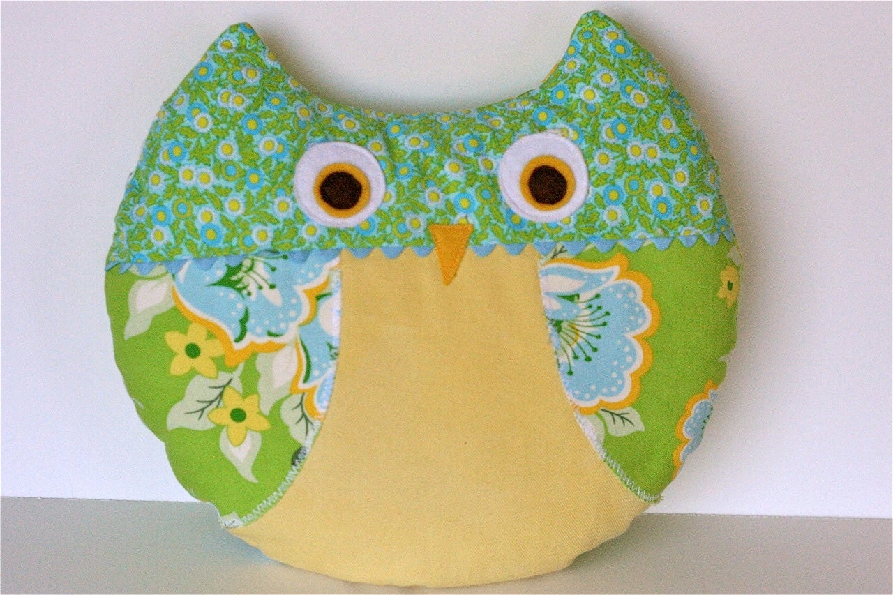 Max Owl PIllow Green and Yellow