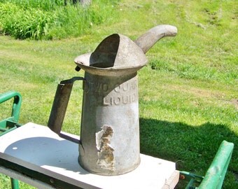 Oil Can, Brookins oil can - 2 quart capacity, 1930s Filling Station generic crank oil can, Brookins Manufacturing Co., Vintage Oil Can...