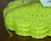 Doily Crochet Coaster Set of 4 - Lime Green - Round 4.75" / 12cm