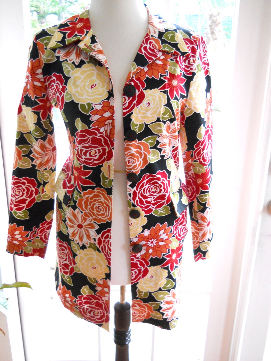 Vintage bold floral jacket size 8P